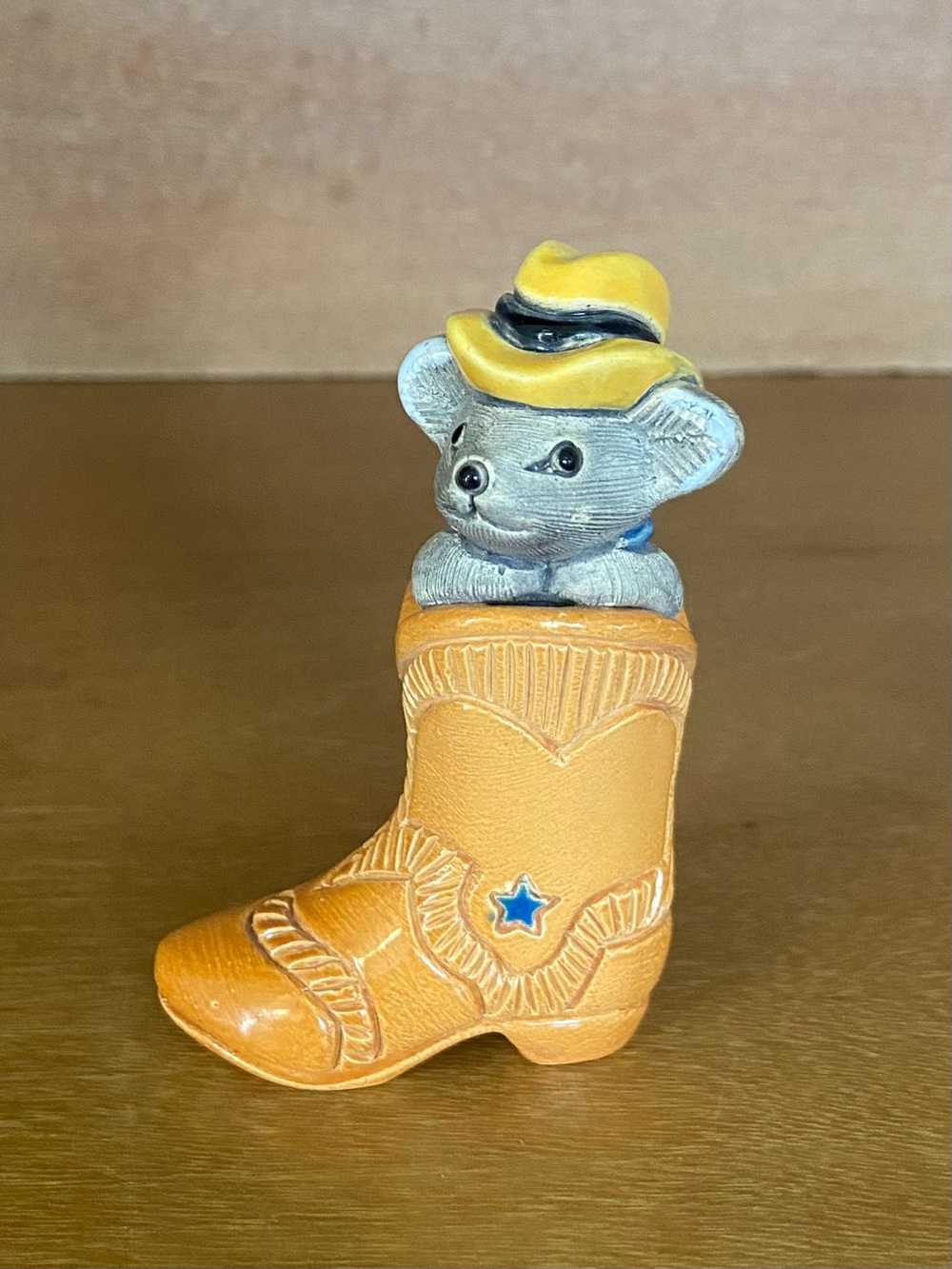 Artesania Rinconada Mouse in Boot Cowboy Hat Figurine Small Trinket Knickknacks